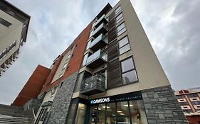 Two Bedroom Luxury Apt With Film Style